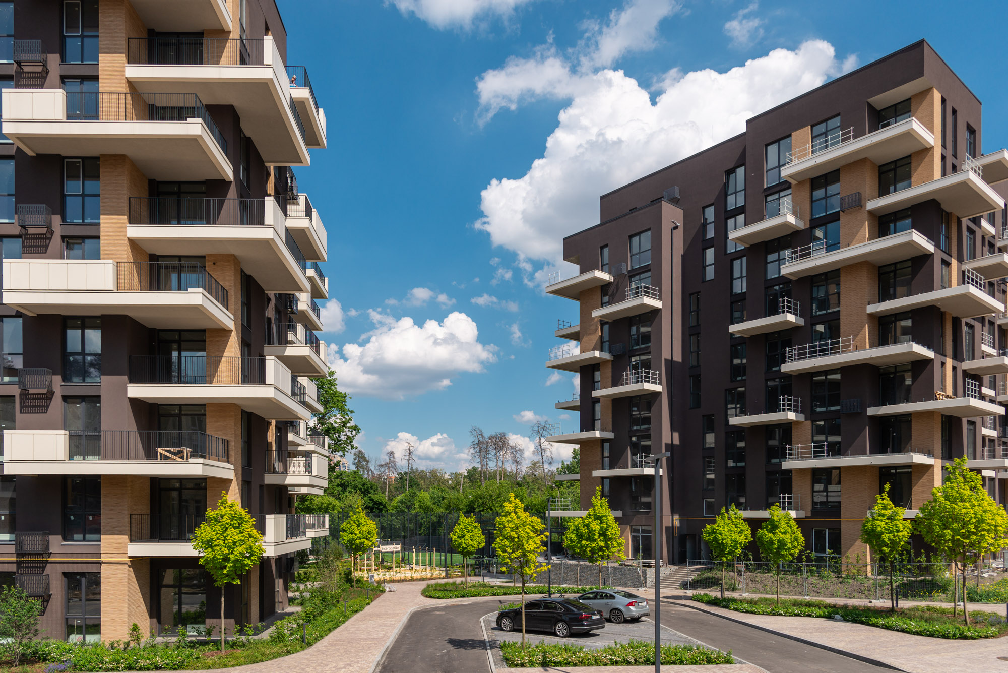 Residential complex among greenery of Svyatoshinsky district